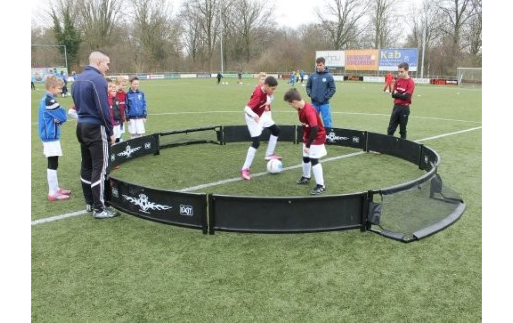 Футбол Панна підкорює все більше українців.